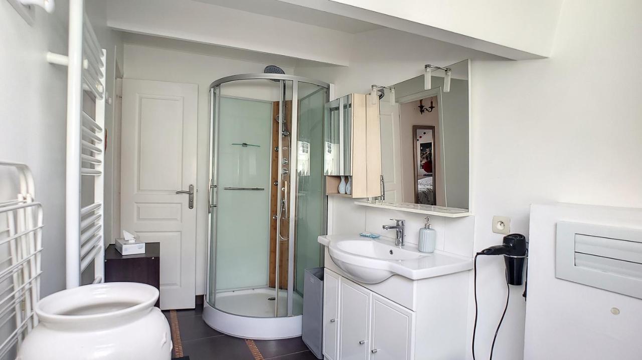 ラシオタSunny Duplex 4Pers 50M2 A 2Mn A Pieds Du Vieux Portアパートメント エクステリア 写真